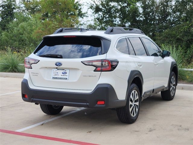 2025 Subaru Outback Base