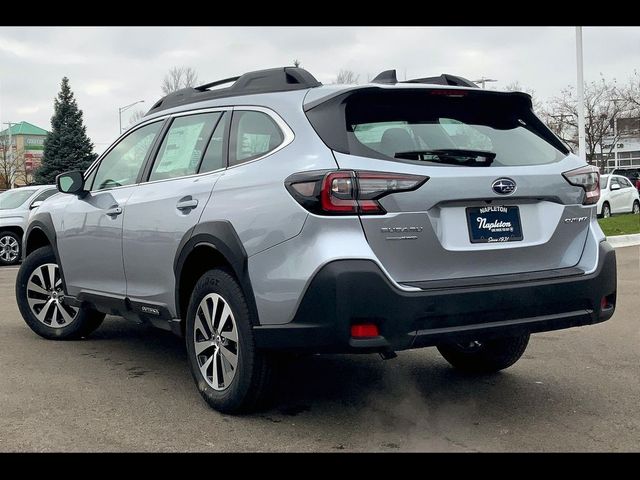 2025 Subaru Outback Base