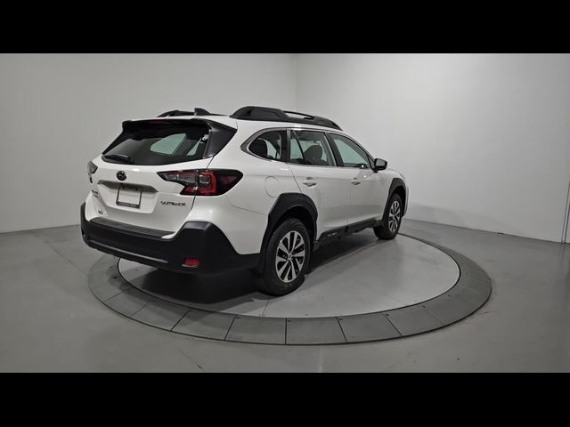 2025 Subaru Outback Base