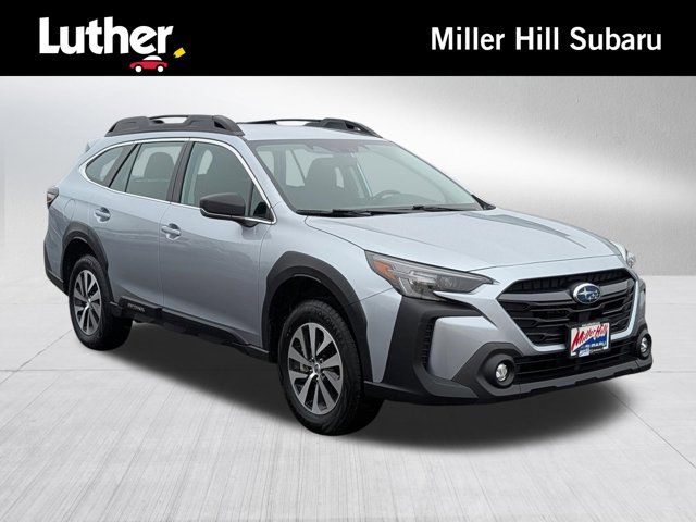 2025 Subaru Outback Base