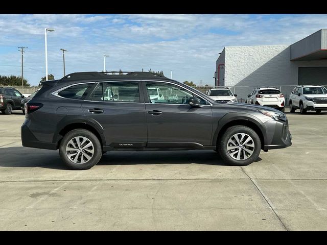 2025 Subaru Outback Base