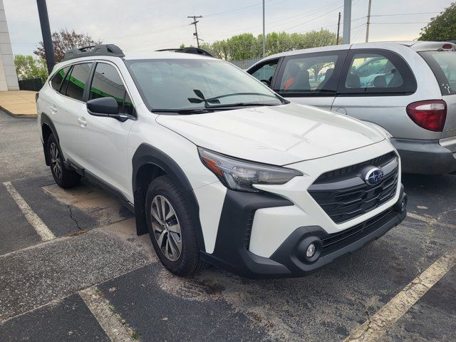 2025 Subaru Outback Base