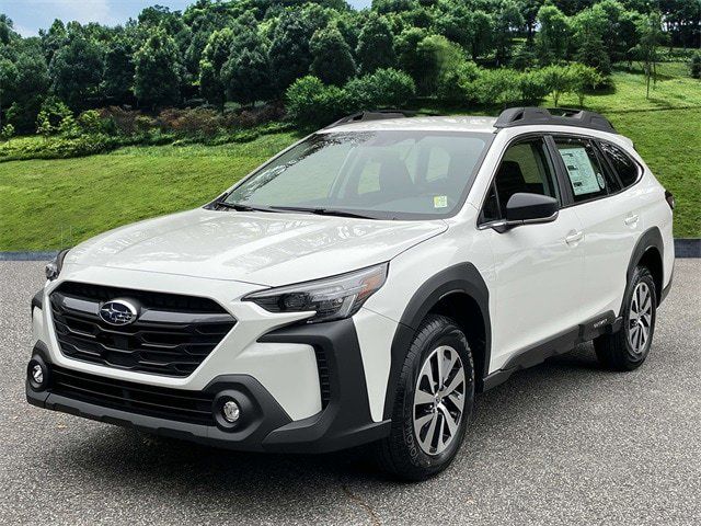 2025 Subaru Outback Base