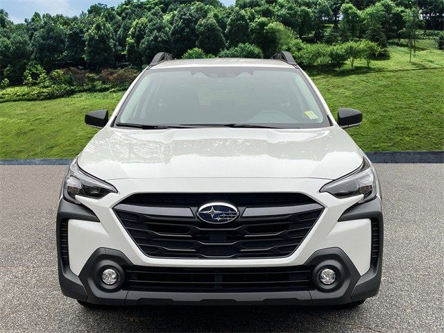 2025 Subaru Outback Base