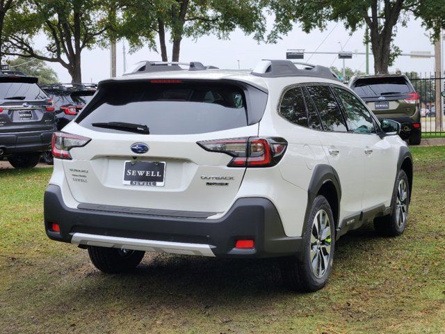 2025 Subaru Outback Touring