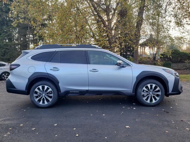 2025 Subaru Outback Touring