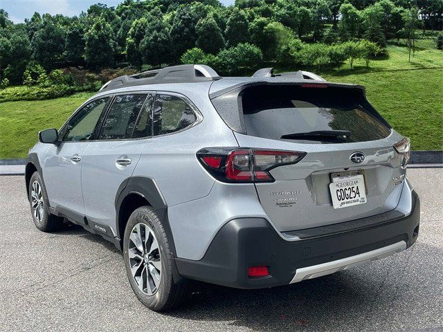 2025 Subaru Outback Touring