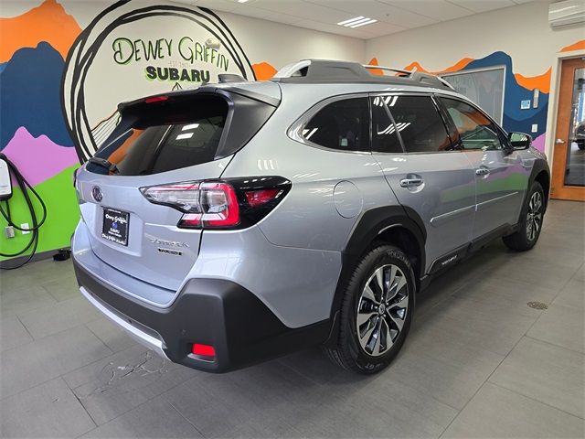 2025 Subaru Outback Touring