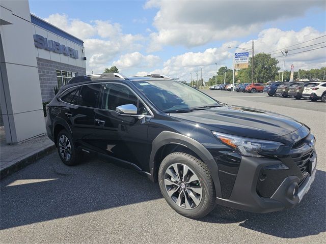 2025 Subaru Outback Touring