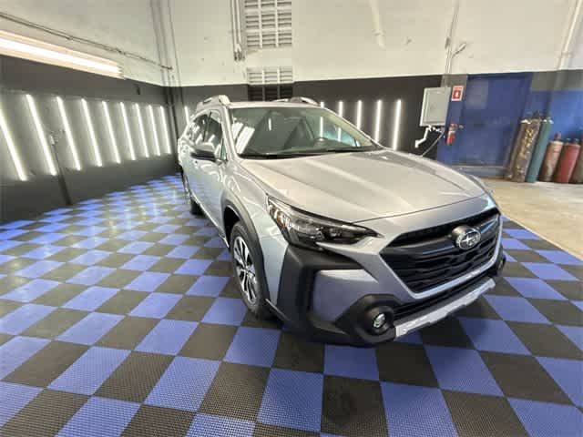 2025 Subaru Outback Touring