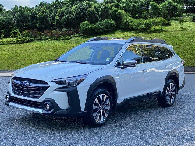 2025 Subaru Outback Touring