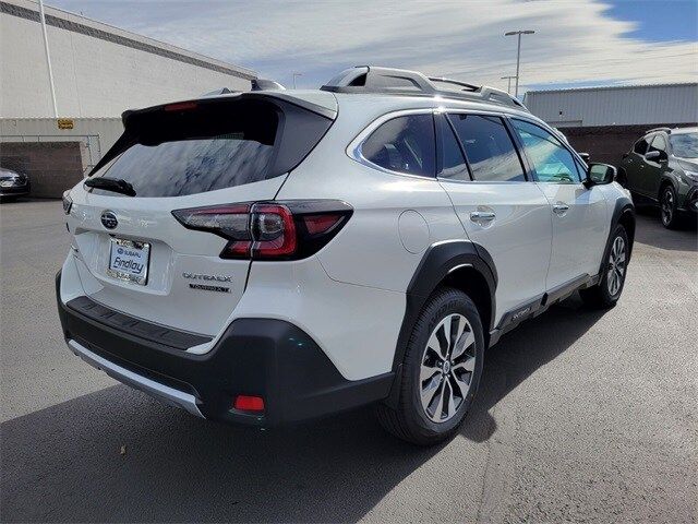 2025 Subaru Outback Touring XT