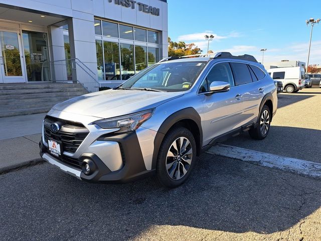 2025 Subaru Outback Touring XT