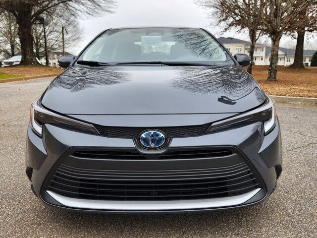 2025 Toyota Corolla Hybrid XLE