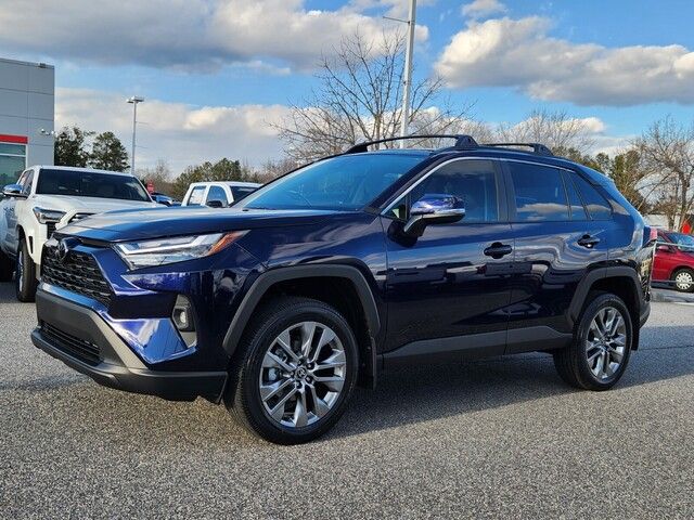 2025 Toyota RAV4 XLE Premium