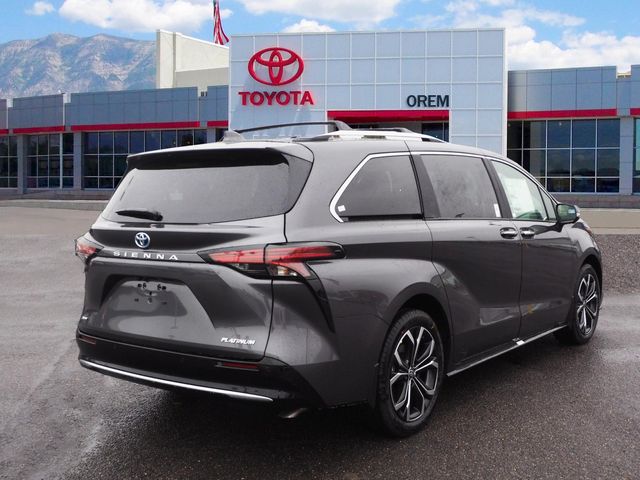 2025 Toyota Sienna Platinum