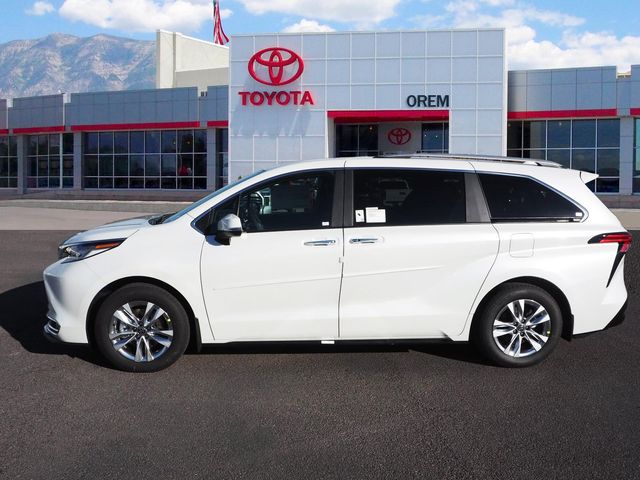 2025 Toyota Sienna Limited