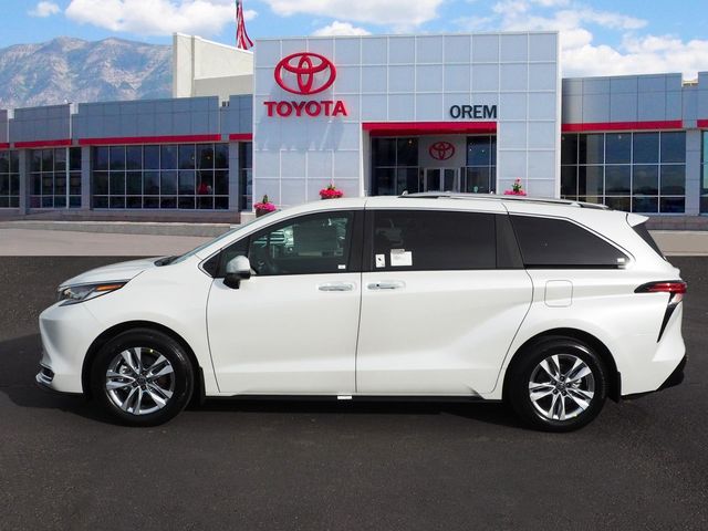 2025 Toyota Sienna Limited