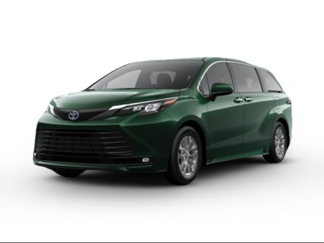 2025 Toyota Sienna XLE