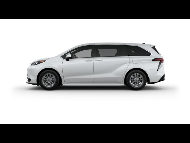 2025 Toyota Sienna XLE