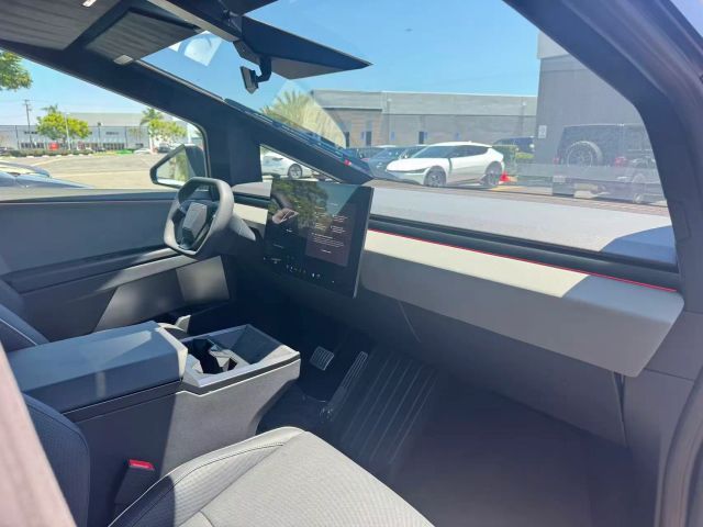 2025 Tesla Cybertruck Base