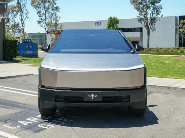 2025 Tesla Cybertruck Base