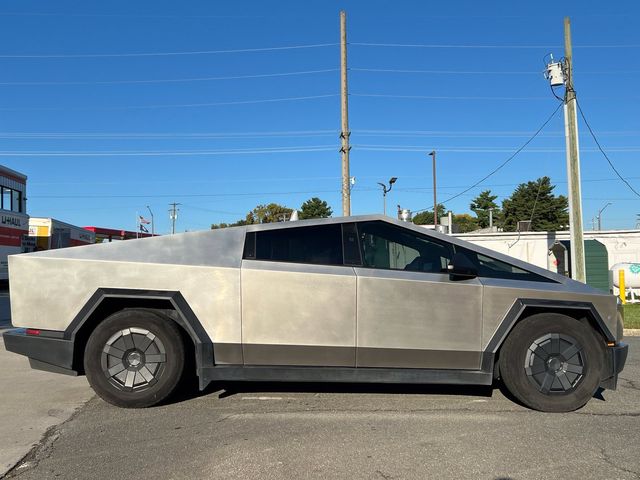 2025 Tesla Cybertruck Base
