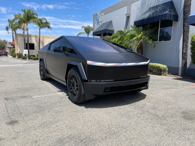 2025 Tesla Cybertruck Cyberbeast