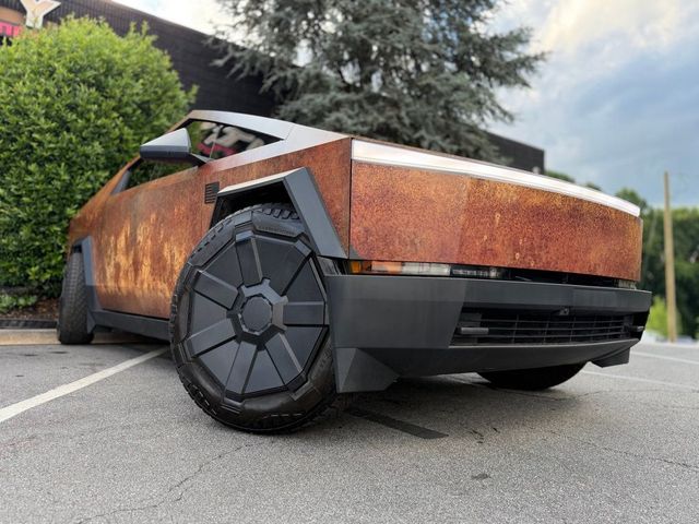2025 Tesla Cybertruck Cyberbeast