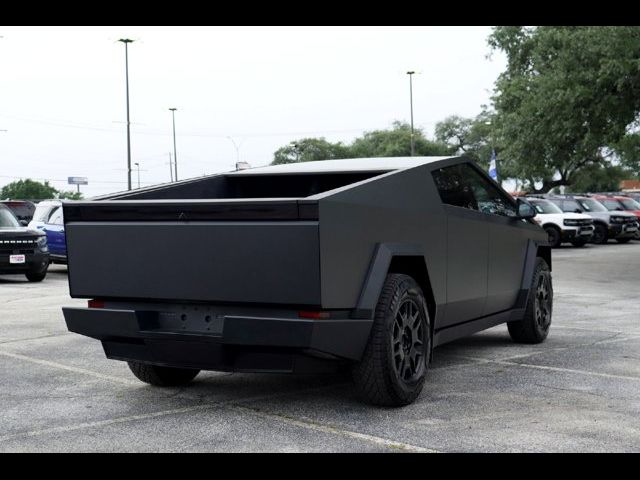 2025 Tesla Cybertruck Long Range