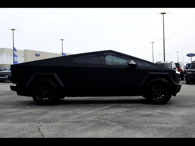 2025 Tesla Cybertruck Long Range