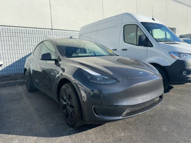 2025 Tesla Model Y Long Range