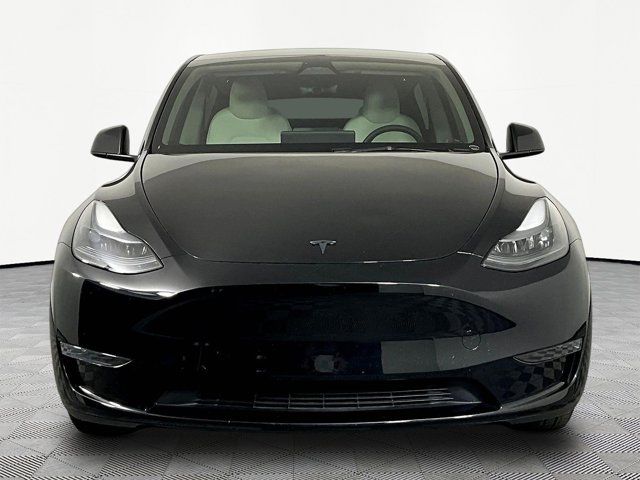 2025 Tesla Model Y Long Range