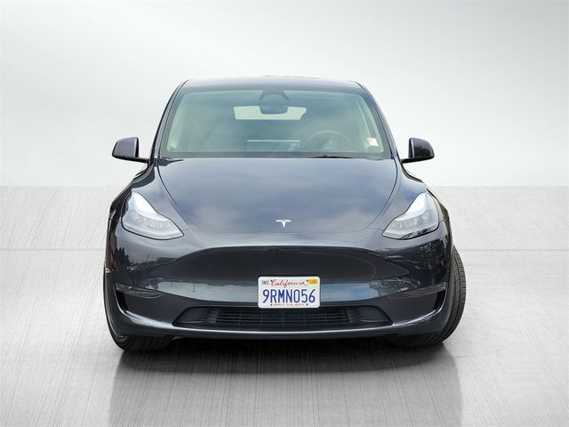 2025 Tesla Model Y Long Range