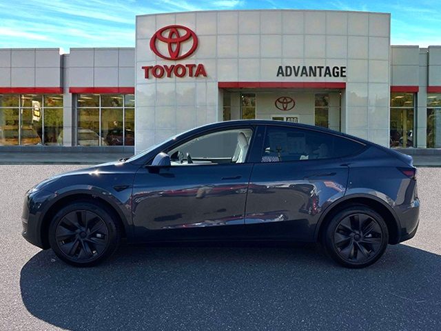 2025 Tesla Model Y Long Range