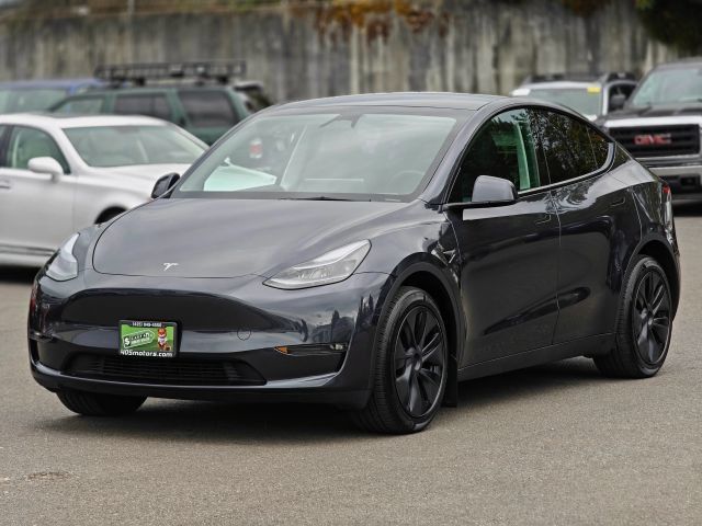 2025 Tesla Model Y Long Range