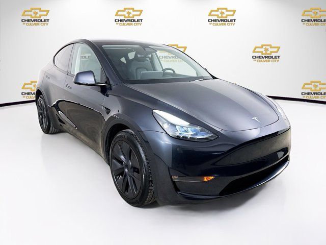 2025 Tesla Model Y Long Range