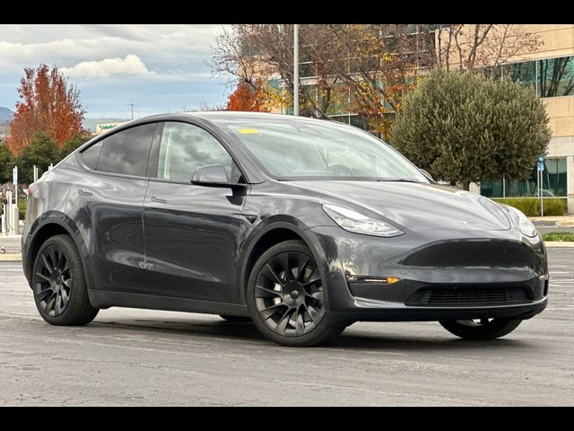 2025 Tesla Model Y Long Range