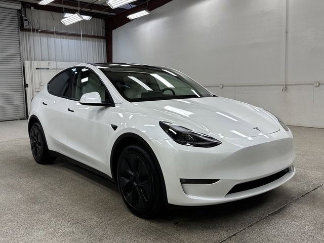 2025 Tesla Model Y Long Range