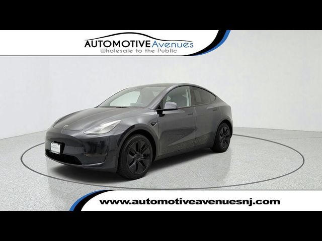 2025 Tesla Model Y Long Range