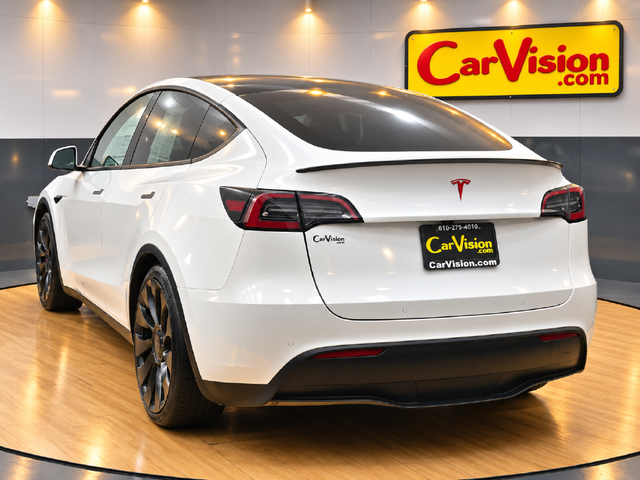 2025 Tesla Model Y Performance