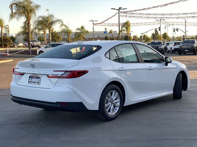 2025 Toyota Camry LE