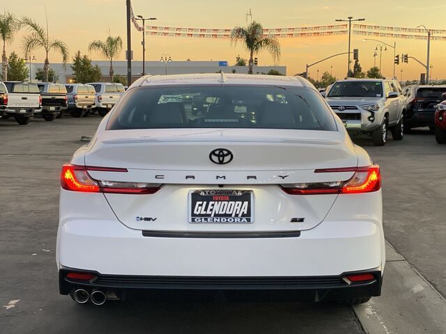 2025 Toyota Camry SE