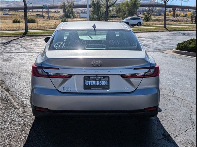 2025 Toyota Camry LE