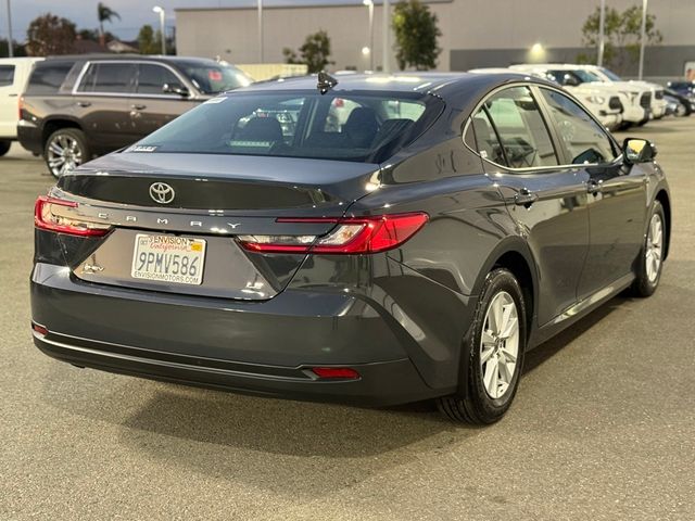 2025 Toyota Camry LE