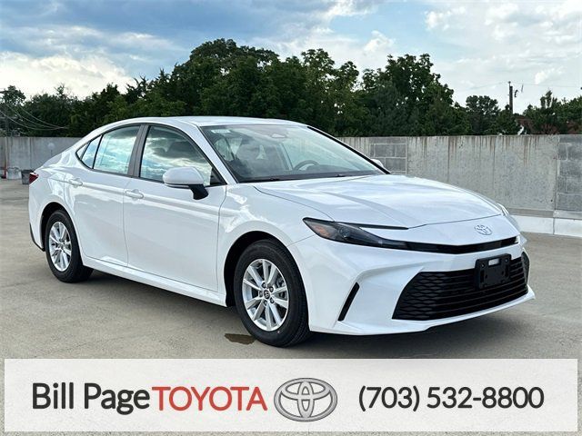 2025 Toyota Camry LE