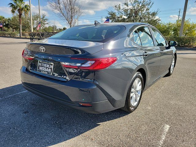 2025 Toyota Camry LE