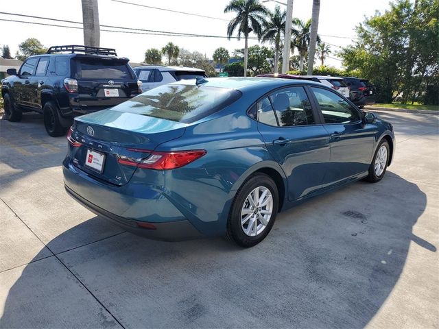 2025 Toyota Camry LE