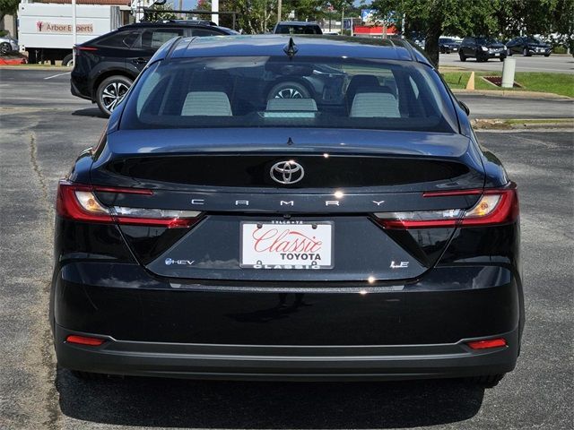 2025 Toyota Camry LE