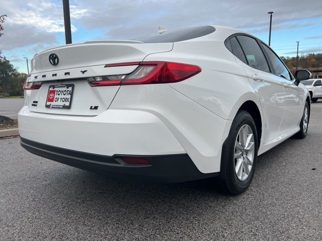 2025 Toyota Camry LE